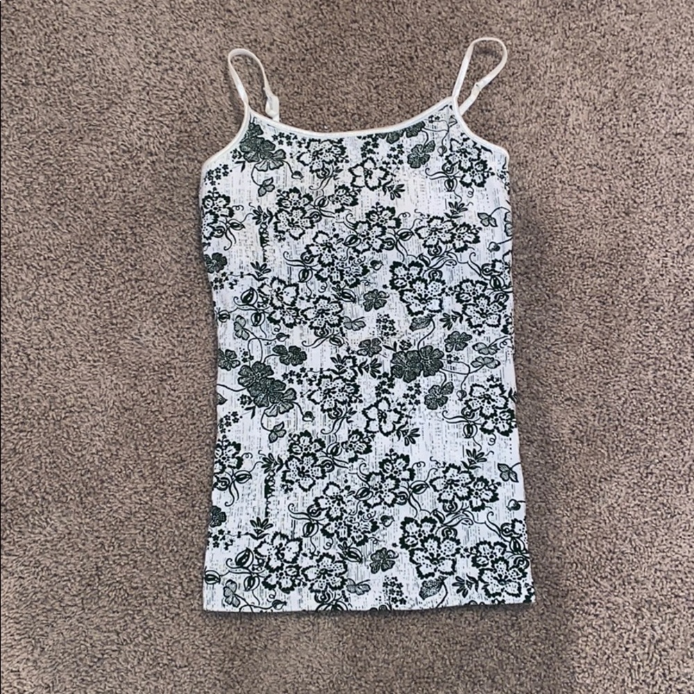 ⭐️3 for $20! Aeropostale floral camisole